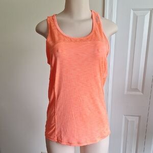 3/$20 Reebok Excersise 2-Top Bundle Size S/M